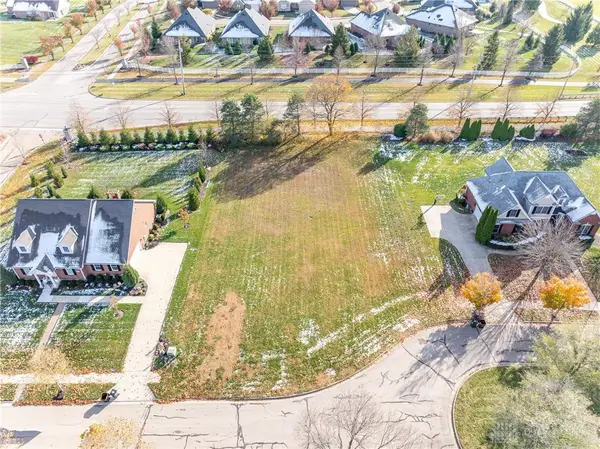 1382 S Prestonwood Court, Beavercreek Twp, OH 45385