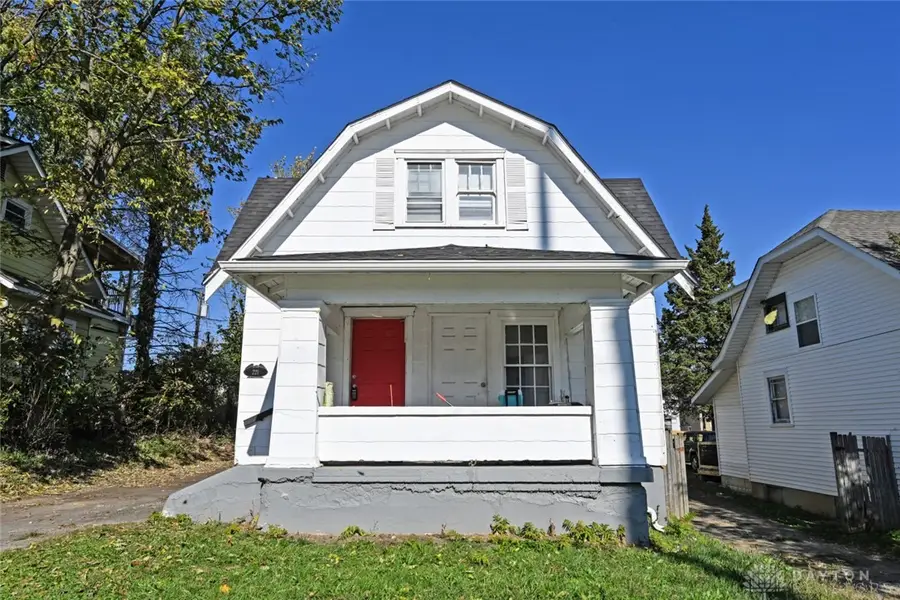 221 E Siebenthaler Avenue, Dayton, OH 45405 - #2