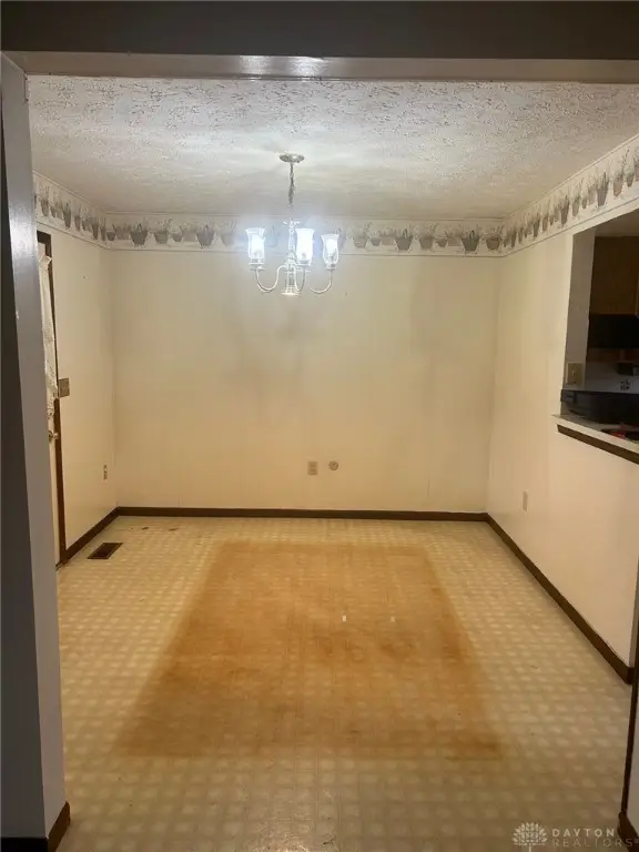 2410 Christalee Drive, Beavercreek, OH 45434 - Image #3