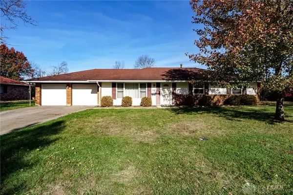 2221 Bending Willow Drive, Kettering, OH 45440