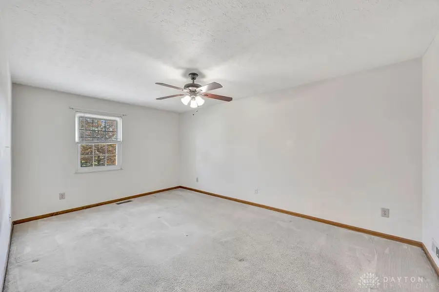 5861 Mill Crest Court, Hamilton, OH 45011 - Image #3