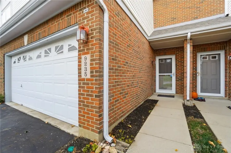 9235 Great Lakes Circle, Washington Township, OH 45458 - Image #2