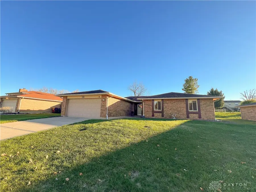 696 W Alkaline Springs Road, Vandalia, OH 45377 - Image #2