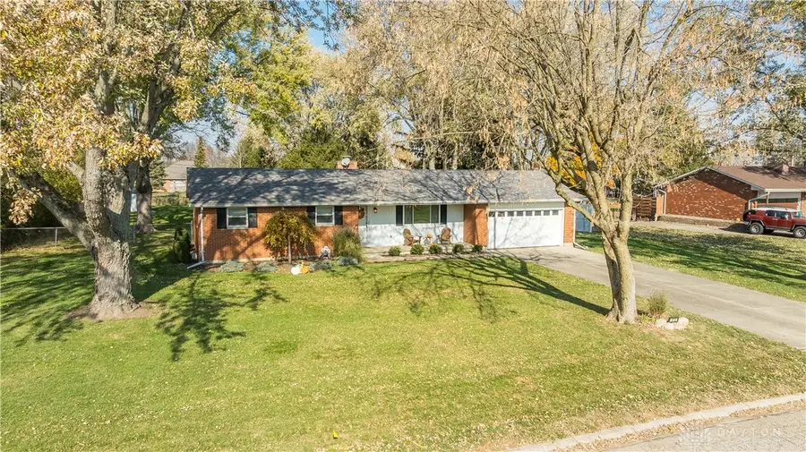 375 Coach Drive, Tipp City, OH 45371 - Image #2