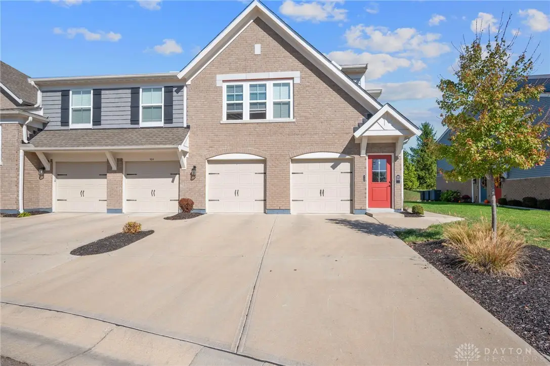 108 Old Pond Road, Springboro, OH 45066 - #1