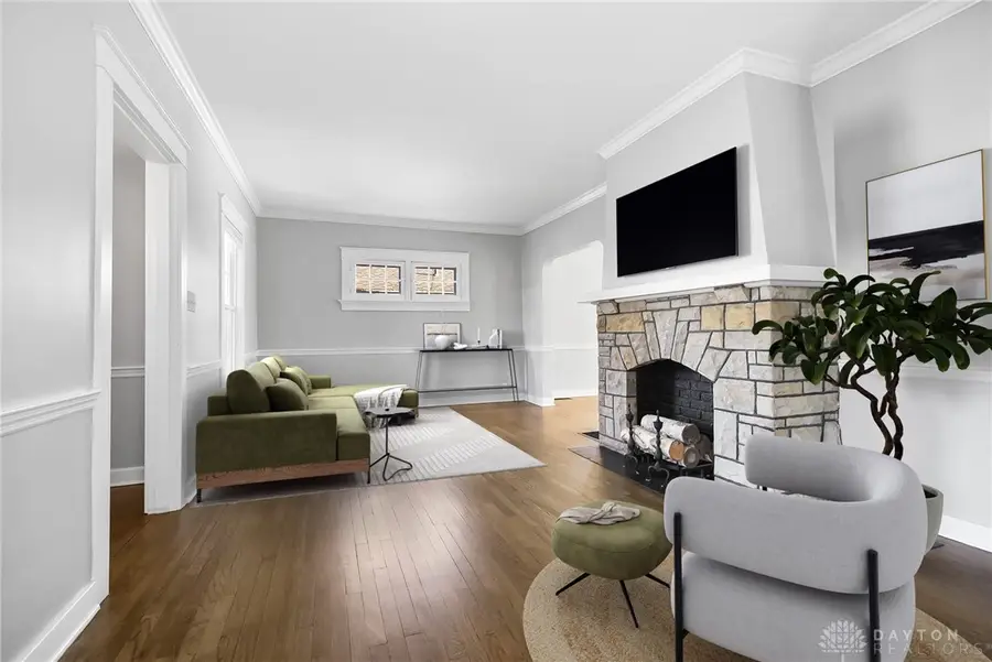 320 Claranna Avenue, Oakwood, OH 45419 - Image #2