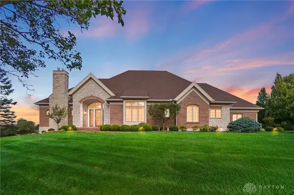 90 Pawleys Plantation Court, Beavercreek Twp, OH 45385