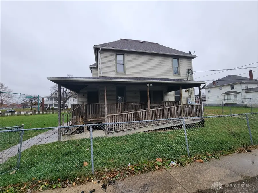 907 S Limestone Street, Springfield, OH 45505 - Image #2