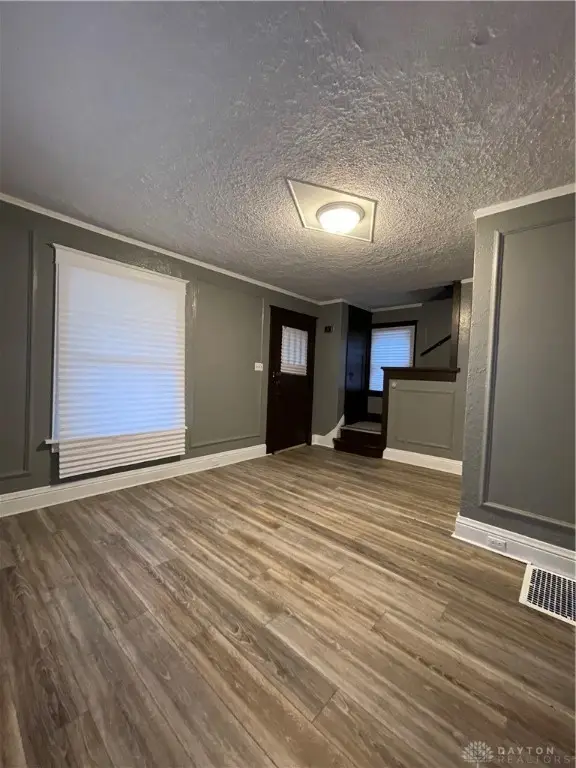 212 E Hillcrest Avenue, Dayton, OH 45405 - Image #3