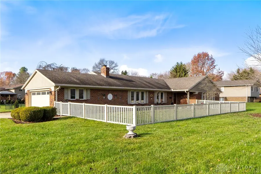 7622 Pelbrook Farm Drive, Centerville, OH 45459 - Image #2