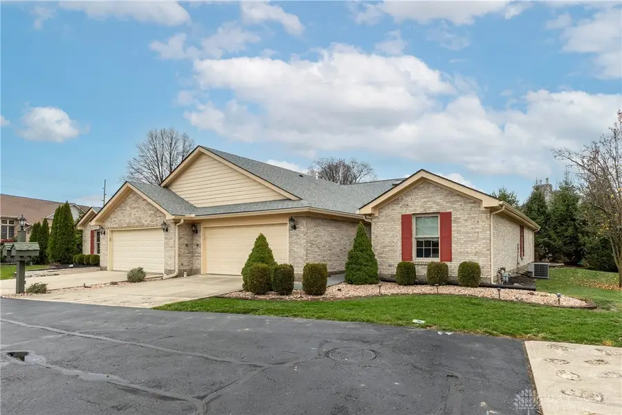 2014 Waterfall Lane, Vandalia, OH 45377 - Image #2