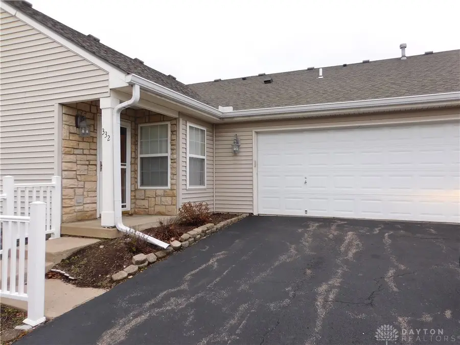 332 Bending Branch Lane, Miamisburg, OH 45342 - Image #2