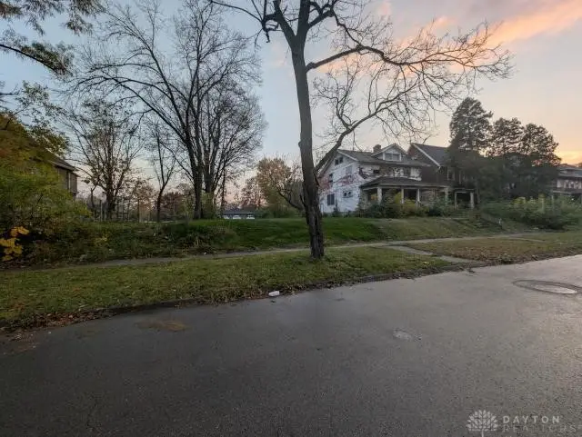108 Cambridge Avenue, Dayton, OH 45406 - Image #2