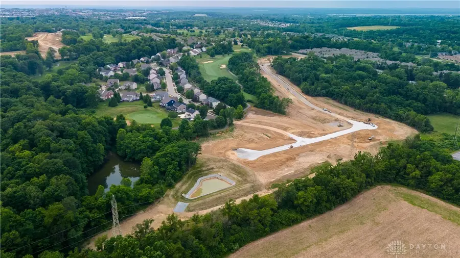 2728 Amberwood Lane #17-204, Beavercreek, OH 45431 - Image #2