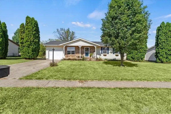 28 Lloyd Drive, North Lewisburg, OH 43060