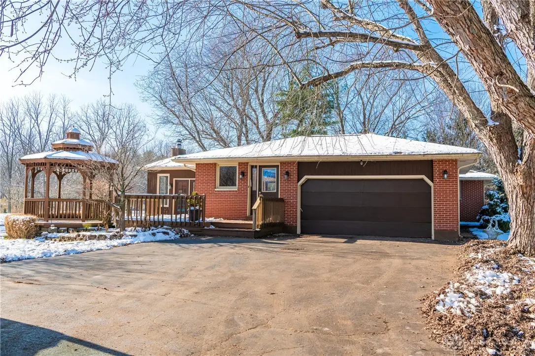 9892 S Palmer Road, New Carlisle, OH 45344 - Image #1