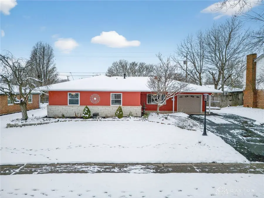 7029 Chadbourne Drive, Dayton, OH 45424 - Image #2