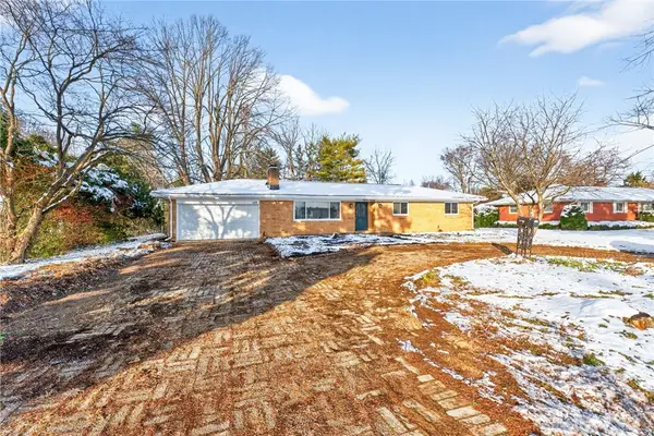 132 Green Vista Drive, Enon Vlg, OH 45323