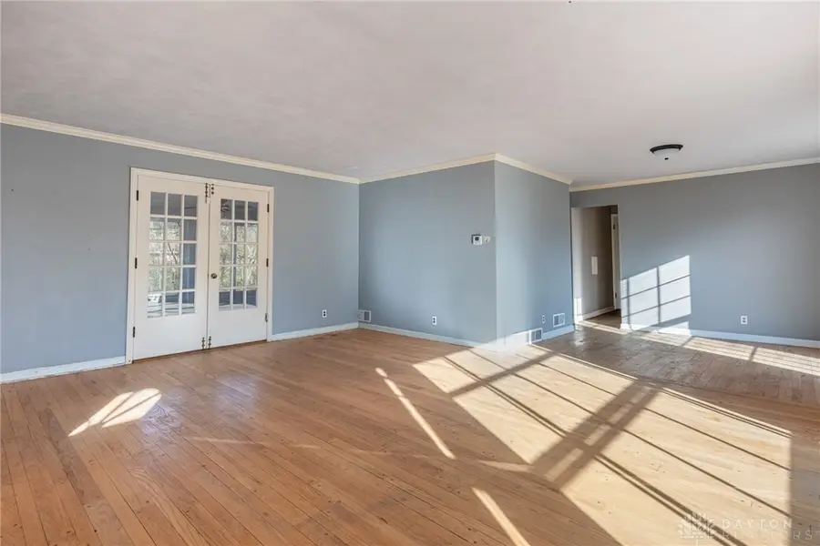 427 Meadowview Drive, Washington Township, OH 45459 - Image #2