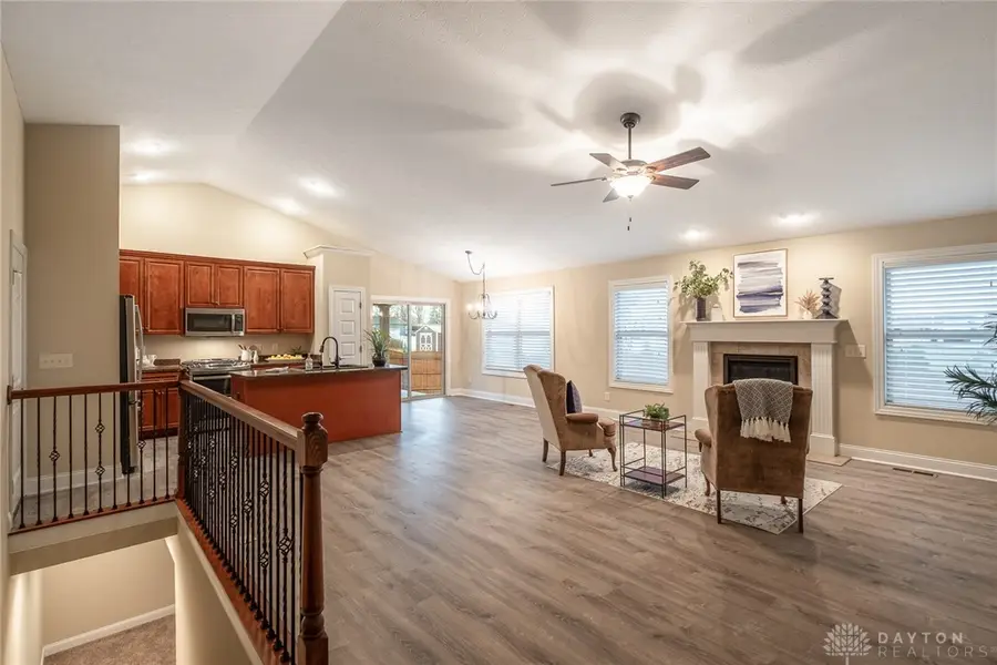 110 Eagle Ridge Drive, Carlisle, OH 45005 - Image #2