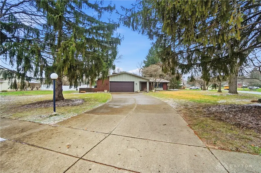 2000 Meadowside Lane, Dayton, OH 45458 - Image #2