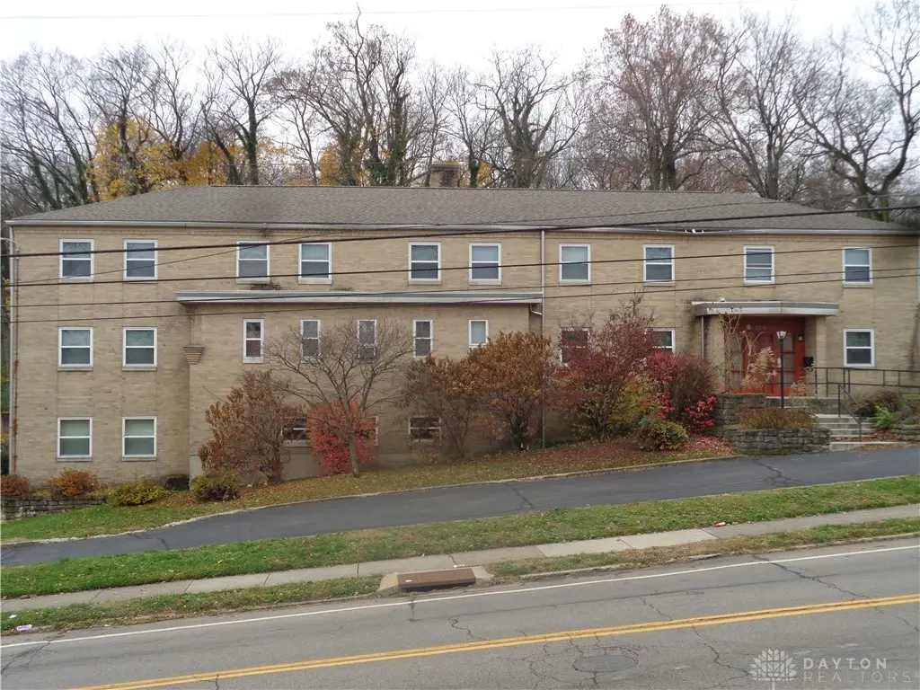220 W Siebenthaler Avenue, Dayton, OH 45405 - Image #1