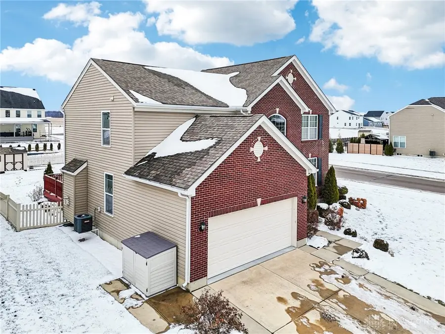 4076 Spicebush Drive, Tipp City, OH 45371 - #2