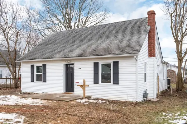 104 Frahn Avenue, Fairborn, OH 45324