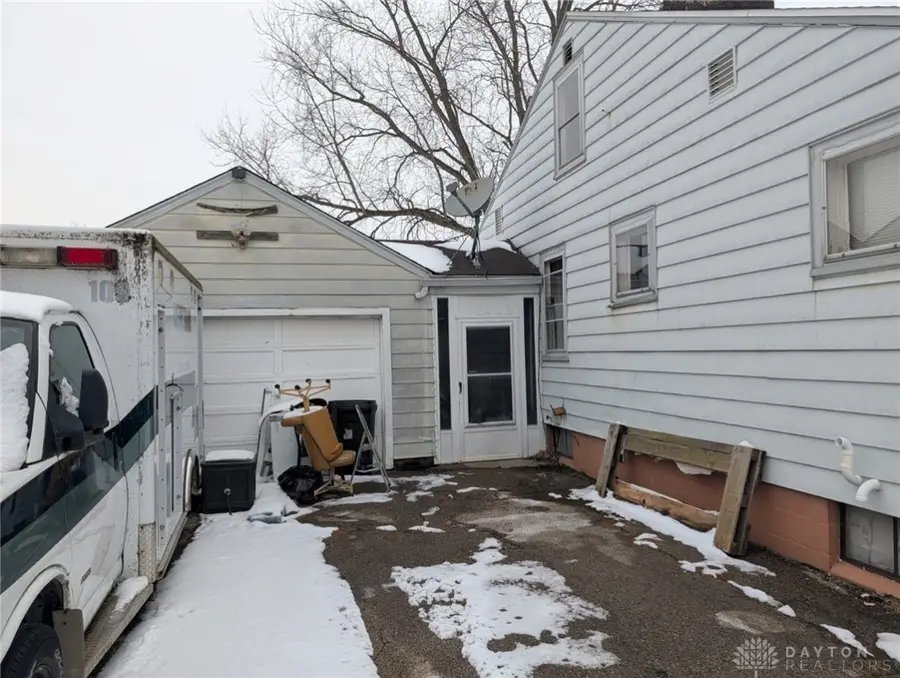 232 E Main Street, Medway, OH 45341 - Image #2