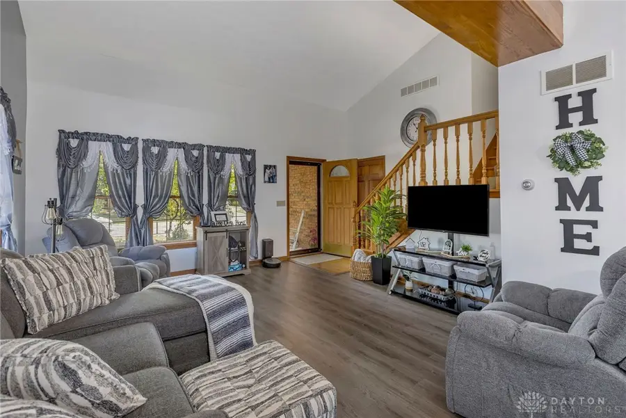 425 Heritage Place, Trenton, OH 45067 - Image #2