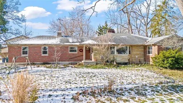 309 Winterset Drive, Englewood, OH 45322