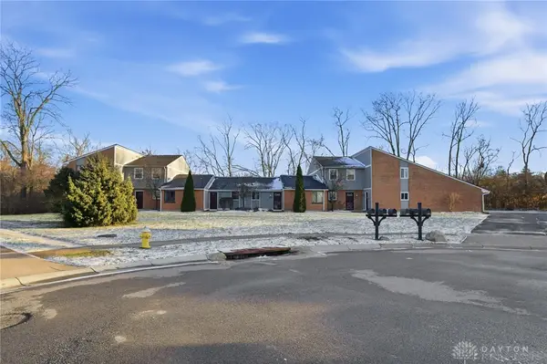 9515 Centerbrook Court, Dayton, OH 45458