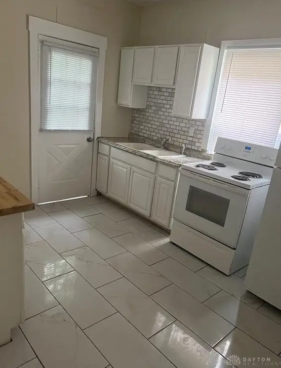 208 Heaton Avenue, Dayton, OH 45410 - #2