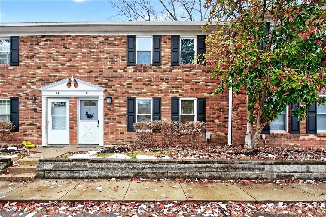 11 Queens Court, West Chester, OH 45069 - Image #1