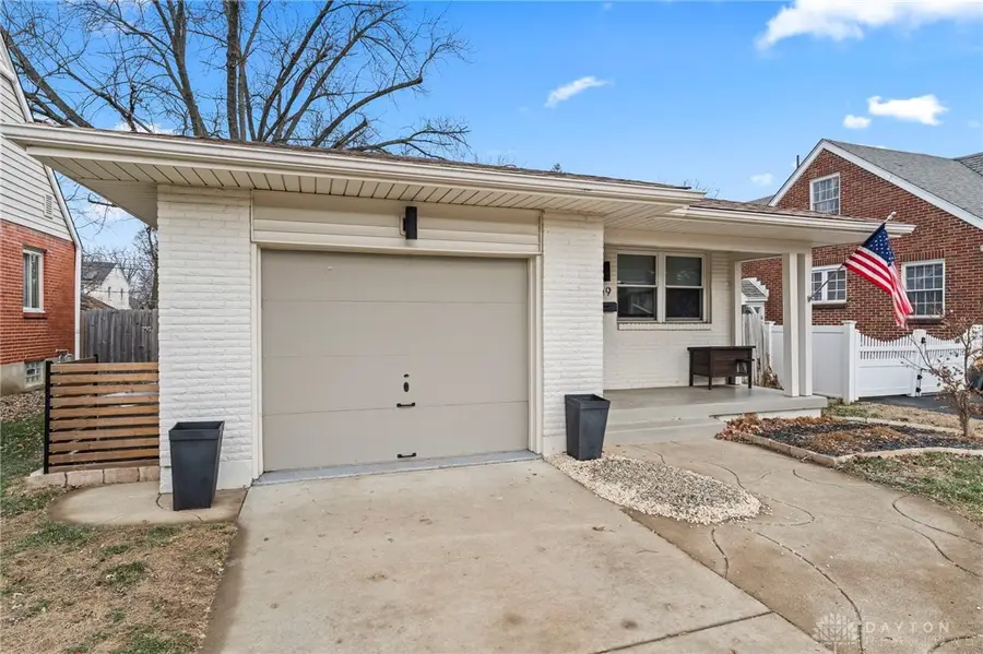 319 Orchard Drive, Oakwood, OH 45419 - Image #2