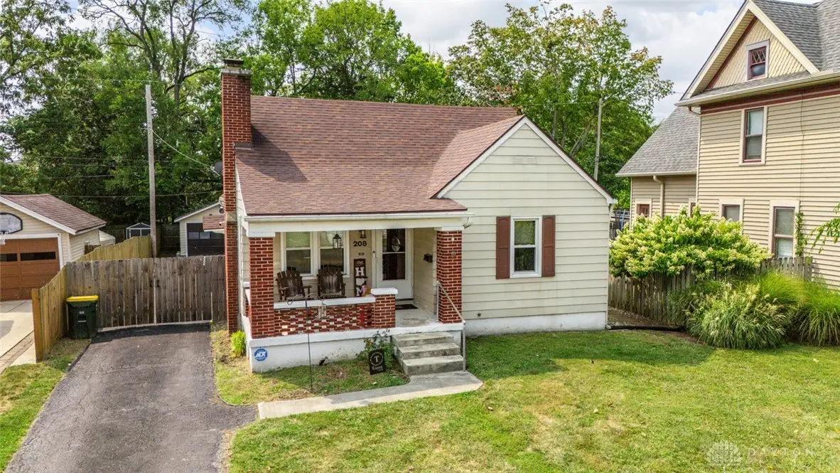 208 S Wolf Creek Street, Brookville, OH 45309 - Image #1