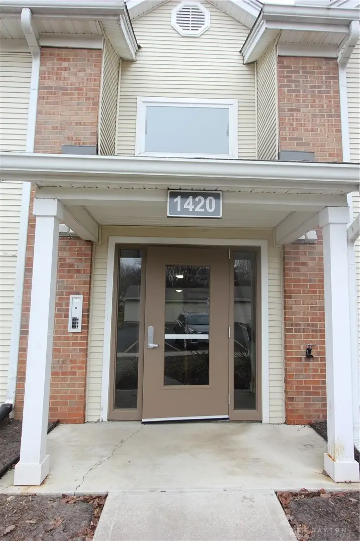 1420 Lake Pointe Way #3, Centerville, OH 45459 - Image #2