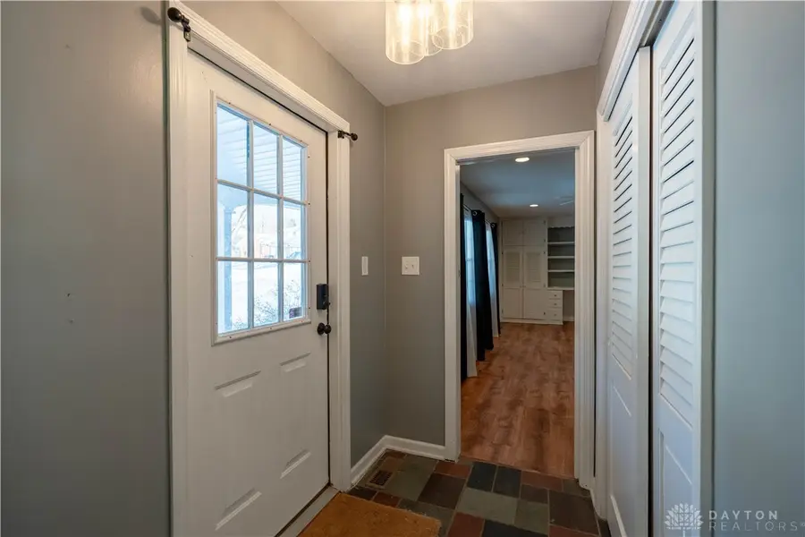 600 Laurelann Drive, Dayton, OH 45429 - Image #2