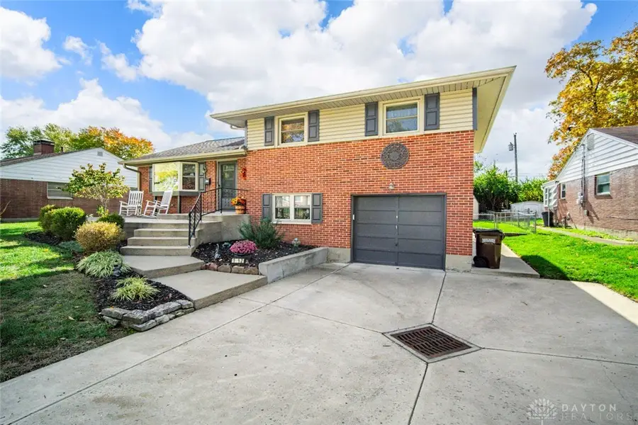 1212 Alta Vista Drive, Dayton, OH 45420 - Image #2