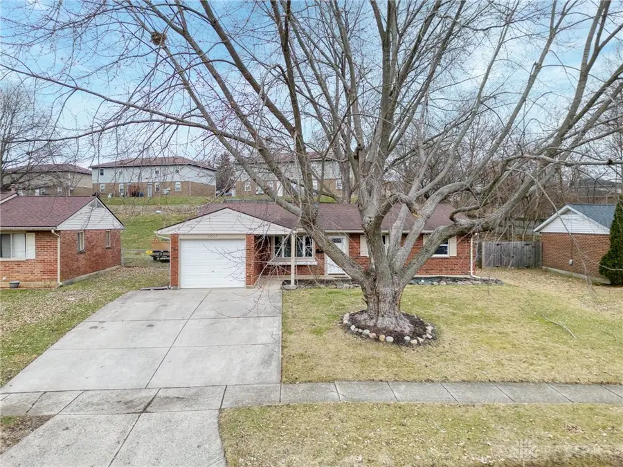 1057 Stonyridge Avenue, Troy, OH 45373 - Image #3