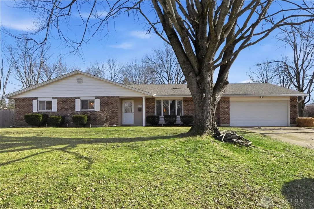 1894 Willowgreen Drive, Beavercreek, OH 45432 - #1