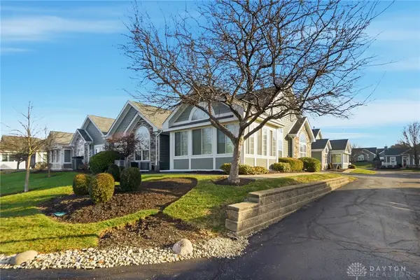 51 Abbey Drive, Springboro, OH 45066