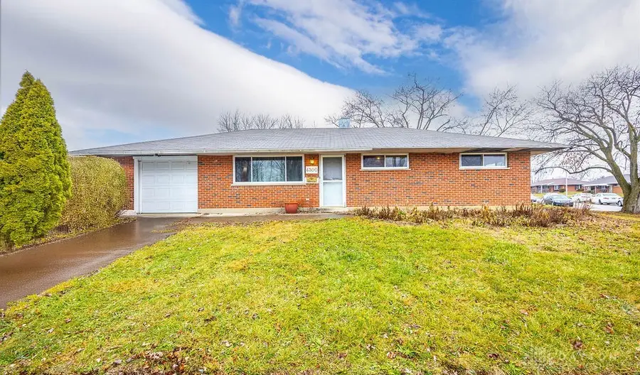 4300 Lambeth Drive, Dayton, OH 45424 - Image #2