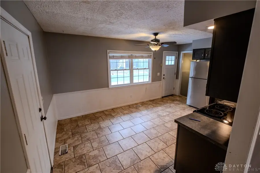 350 Spruceway Drive, Springboro, OH 45066 - Image #2