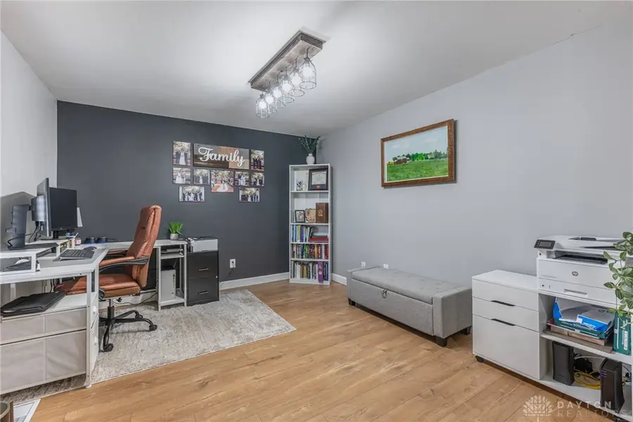 6100 Charlesgate Road, Huber Heights, OH 45424 - Image #2