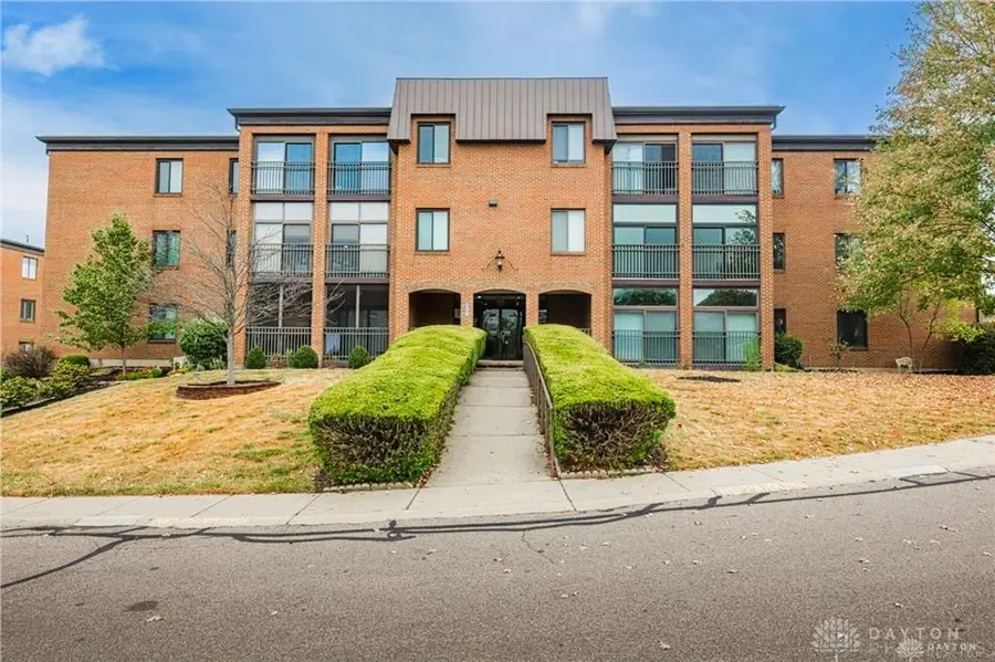 1570 Cedar Bark Trail #5, Dayton, OH 45449 - Image #2