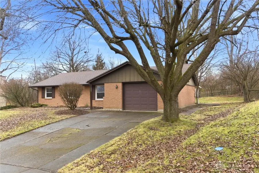 324 Cherrywood Drive, Fairborn, OH 45324 - Image #2