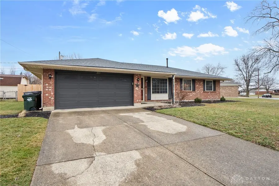 233 Grantwood Drive, Dayton, OH 45449 - Image #3