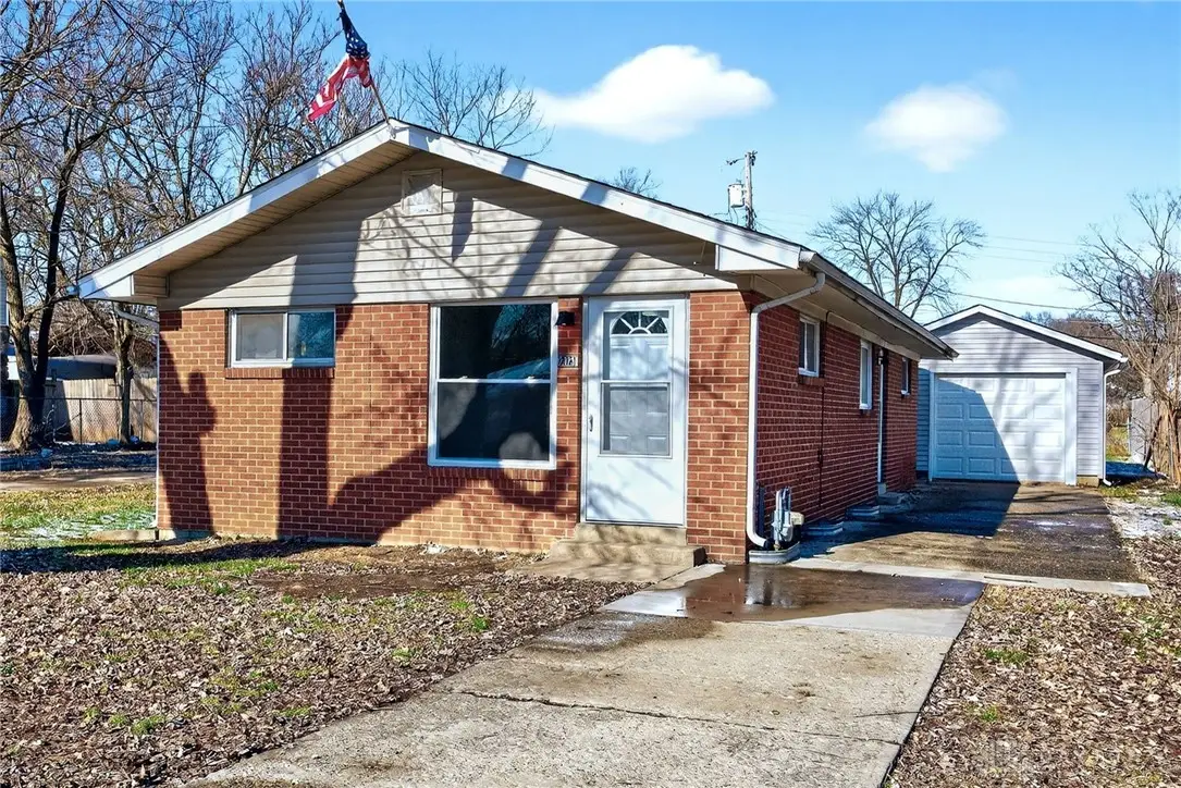 2825 Coronette Avenue, Dayton, OH 45414 - Image #1