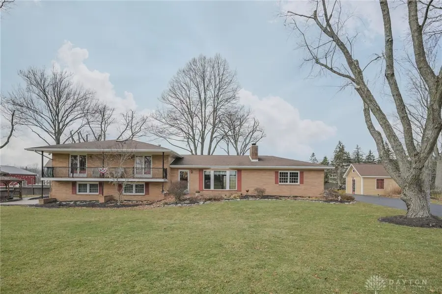 255 S Bird Road, Springfield, OH 45505 - #2